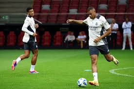 让队友们在 让队友们在