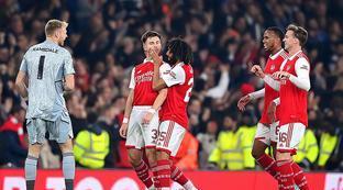 幕后故事往 幕后故事往